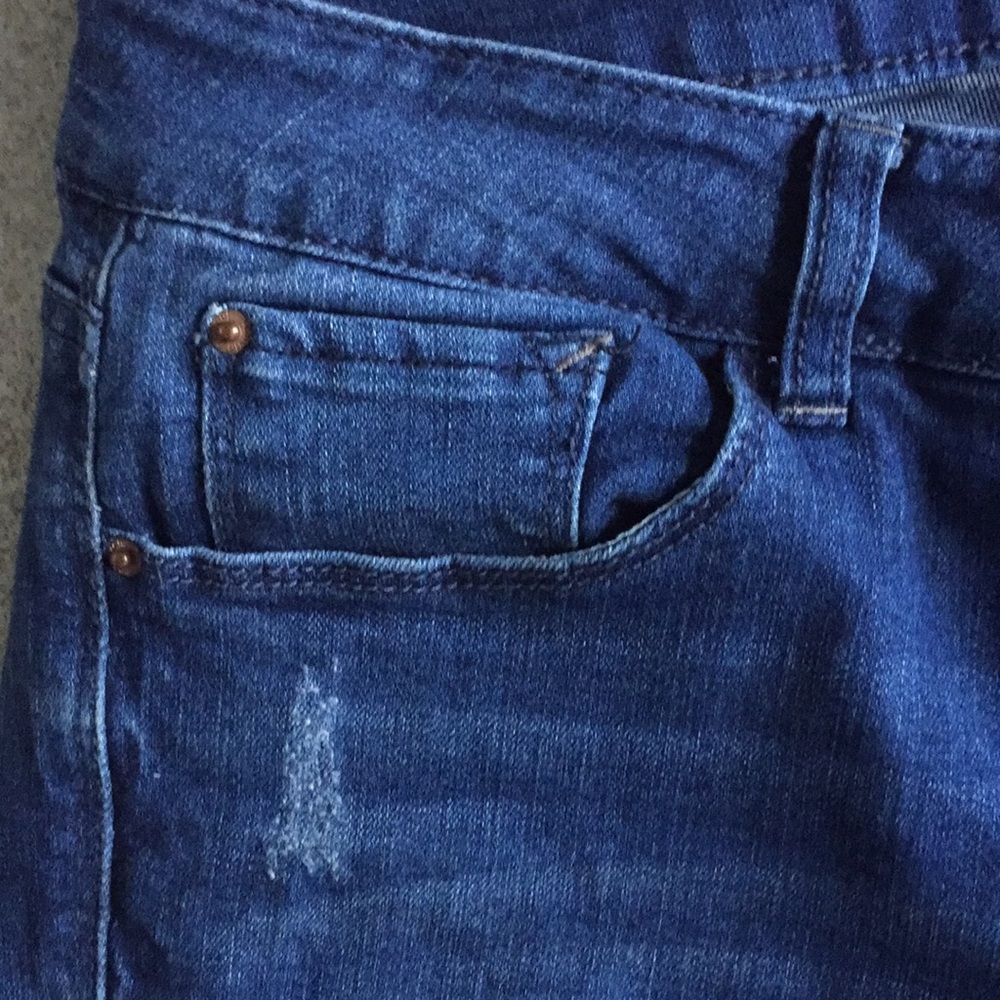 Jeans - Picture 2 of 4